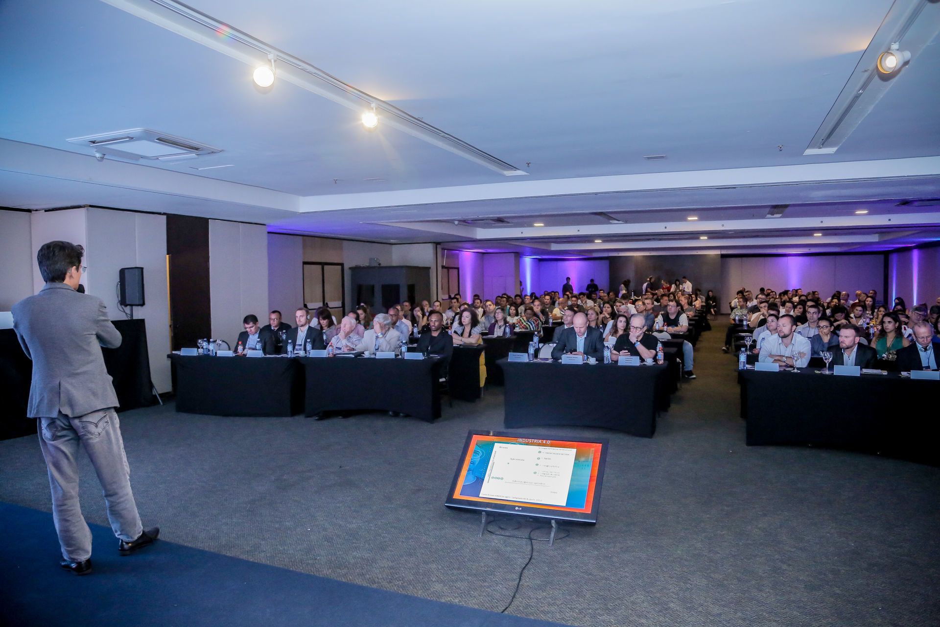 Foto 1º SIMPÓSIO BRASILEIRO DE INDÚSTRIA AVANÇADA TÊXTIL E DE CONFECÇÃO 4.0 - Imagem 26