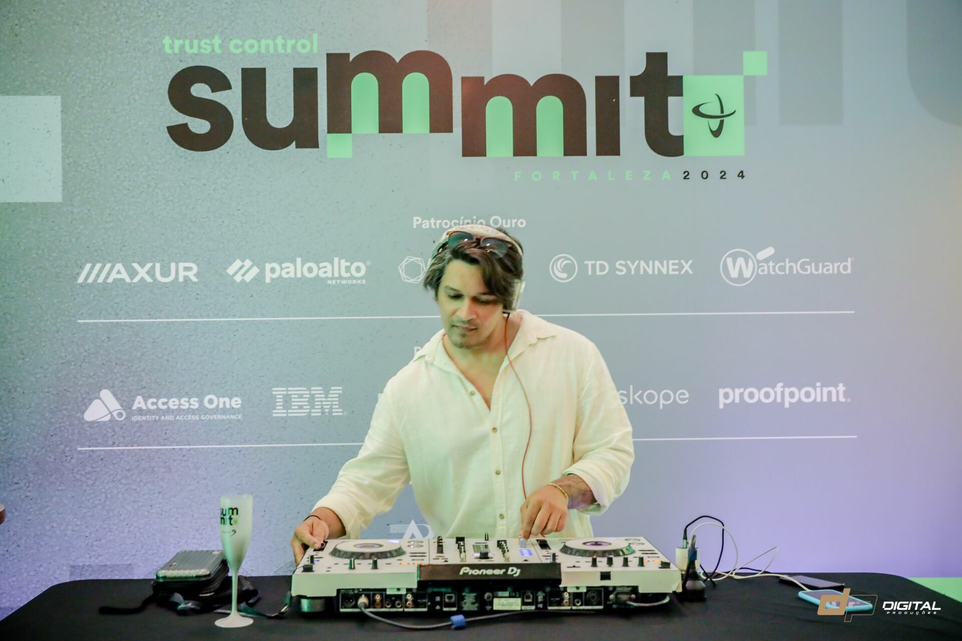 Foto TRUST CONTROL SUM MIT FORTALEZA 2024 - Imagem 113