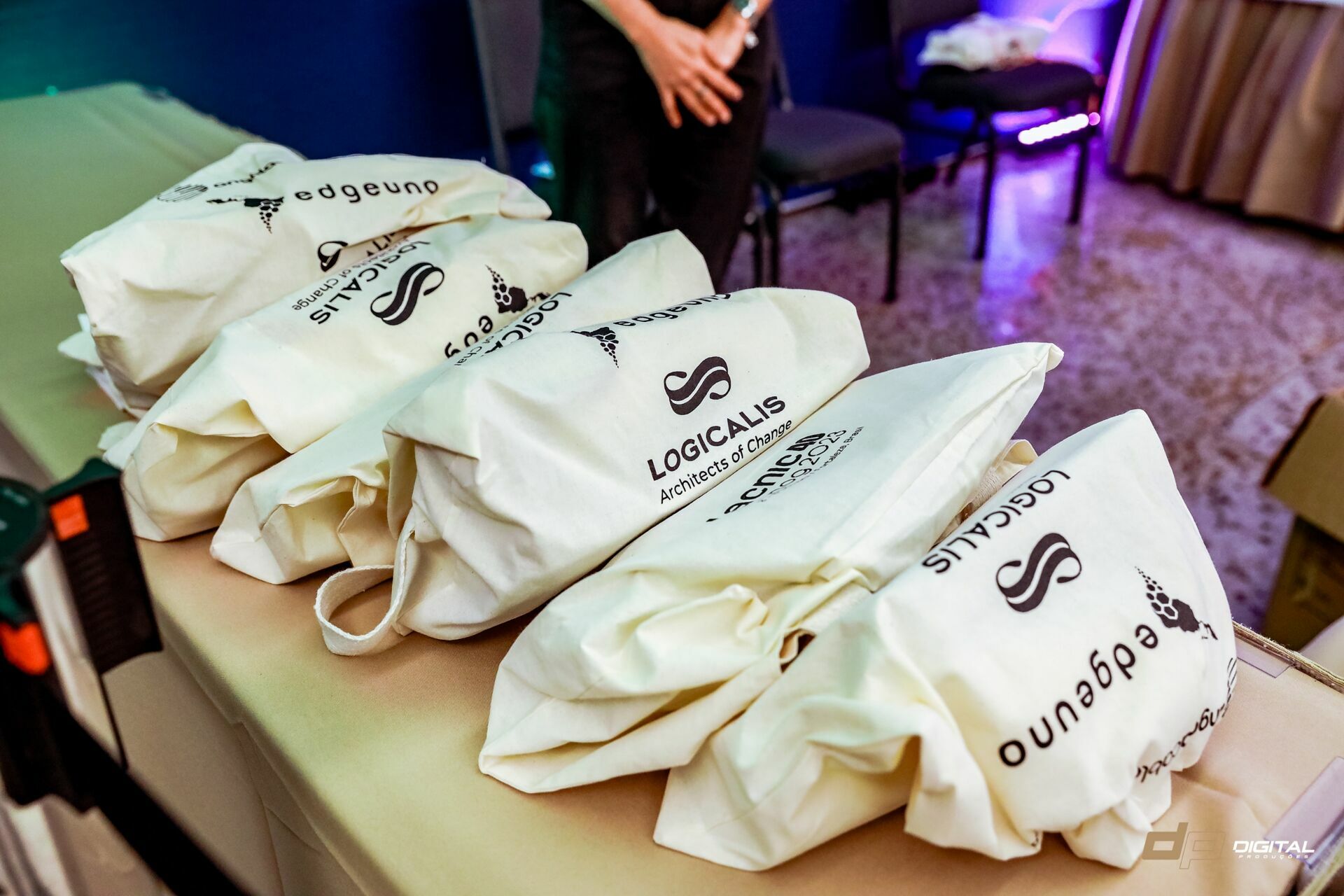 Foto  LACNIC 40 - Imagem 2