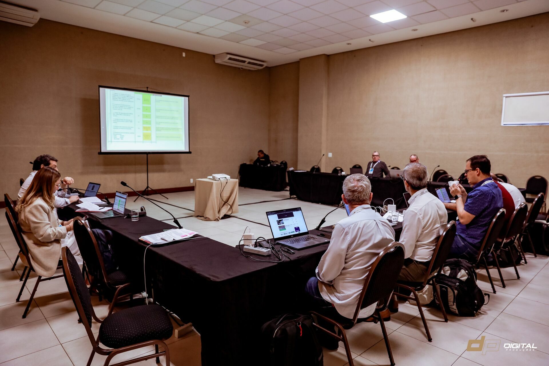 Foto  LACNIC 40 - Imagem 18